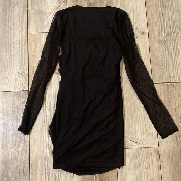 Boohoo Black W/ Sheer Sleeves Rouched Dress Size 12 - Picture 7 of 8